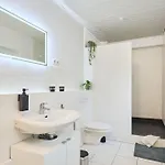 Regiostyle-charmante-wohnung-an-der-mueritz 아파트 바렌